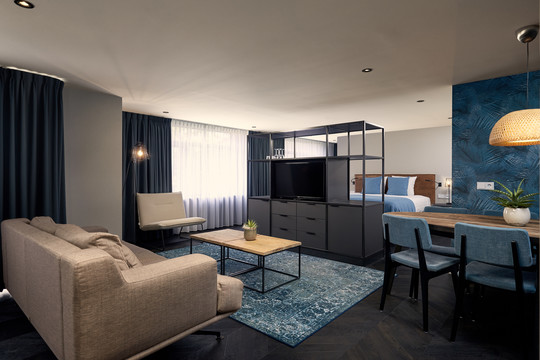  Suite